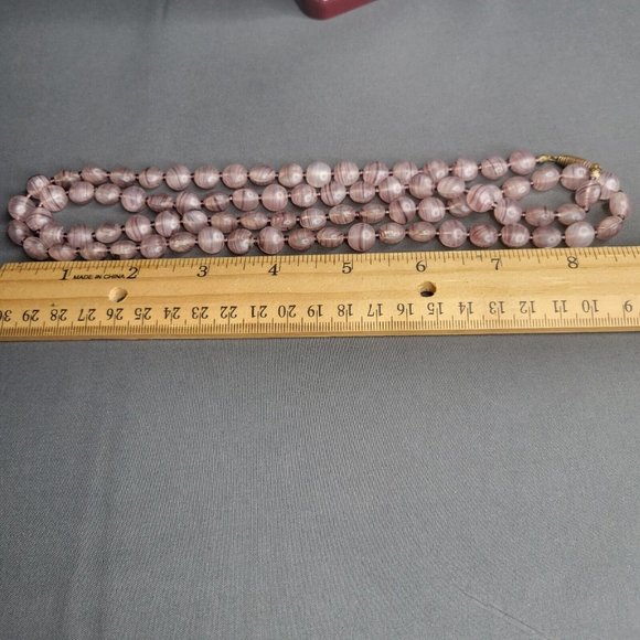 Womens Purple Swirl Glass Beads Single Strand Handmade Necklace 32 in - Picture 5 of 6